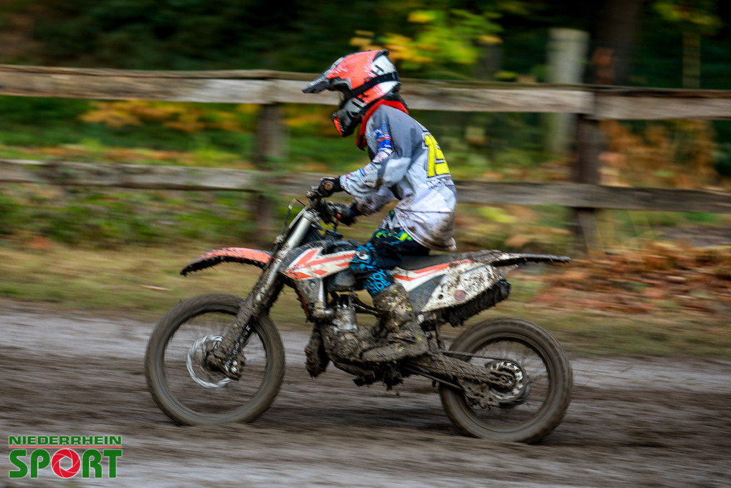 OpenTrack2024_Samstag_118 | Bildergalerie von Sport-Ereignissen aber auch von weiteren spannenden Dingen - nicht nur vom Niederrhein. In Anlehnung an den bekannten Spruch von Hanns Dieter Hüsch heißt das Motto: "Niederrhein ist überall".  - Realisiert mit Pictrs.com