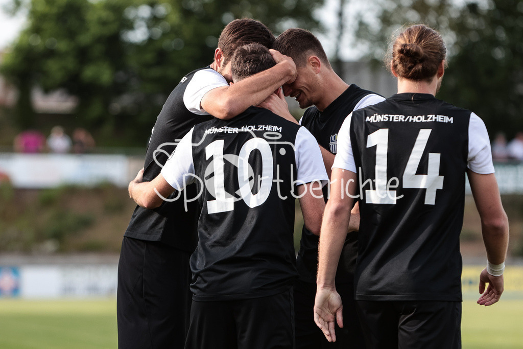 SG Münster/Holzheim - TSV Inchenhofen | Jubel nach 1-0 durch Münster #10