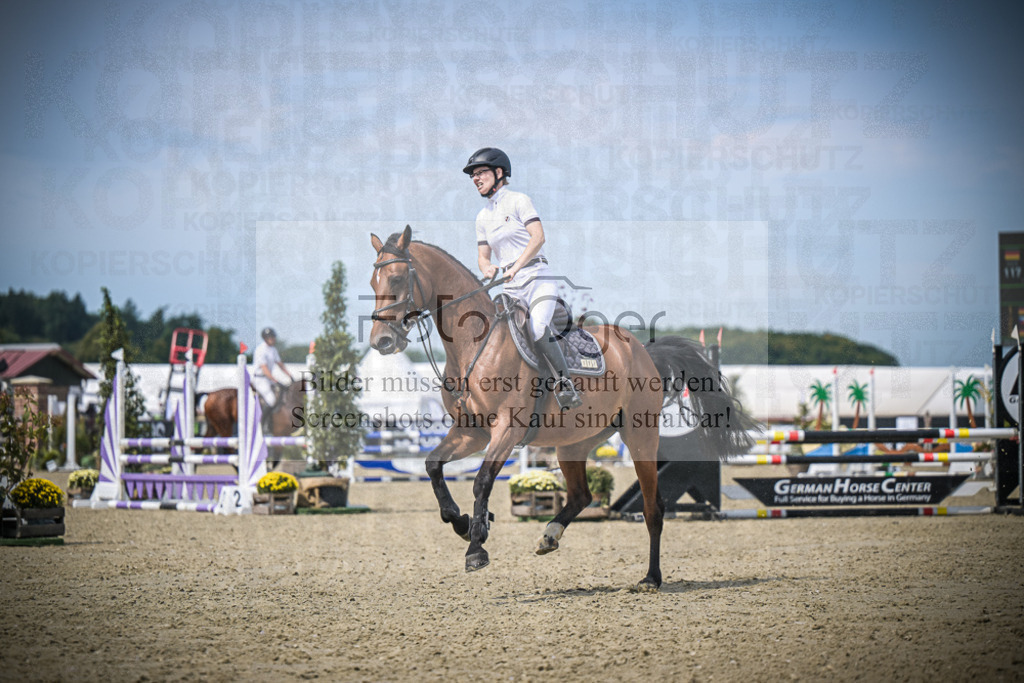 DOS_4038 | Entdecke hochwertige Reitturnierfotos von Foto Oger. Professionell, emotional und authentisch – jetzt Lieblingsmomente im Shop bestellen.Deutschlandweite Turnierfotografie. - Realisiert mit Pictrs.com