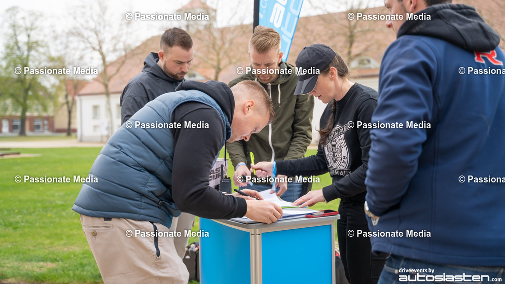 DSC03250 | Passionate Media, dein Fotograf aus Brandenburg, Märkisch Oderland, im Bereich Motorsport, Autos und Motorräder sowie Events und auch Hunde. Shootings oder auch Eventbegleitungen können bei mir gebucht we