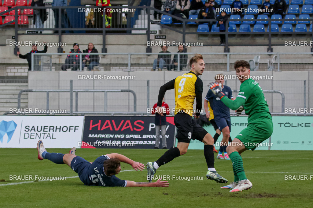 4_KFCMON_20251018_0042 | BRAUER-Fotoagentur