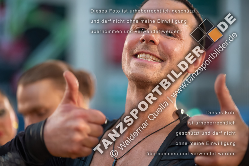 20260321-02847 | Hier finden Sie Tanz Bilder vom Latein und Standard Formationen tanzen. Sportbilder vom Tanzsport. Schöne Fotos und von Weltmeisterschaft, Europameisterschaft, Bundesliga, Regionalliga, Oberliga und Landesliga sowie von GOC Stuttgart, DanceComp, WM Bremen