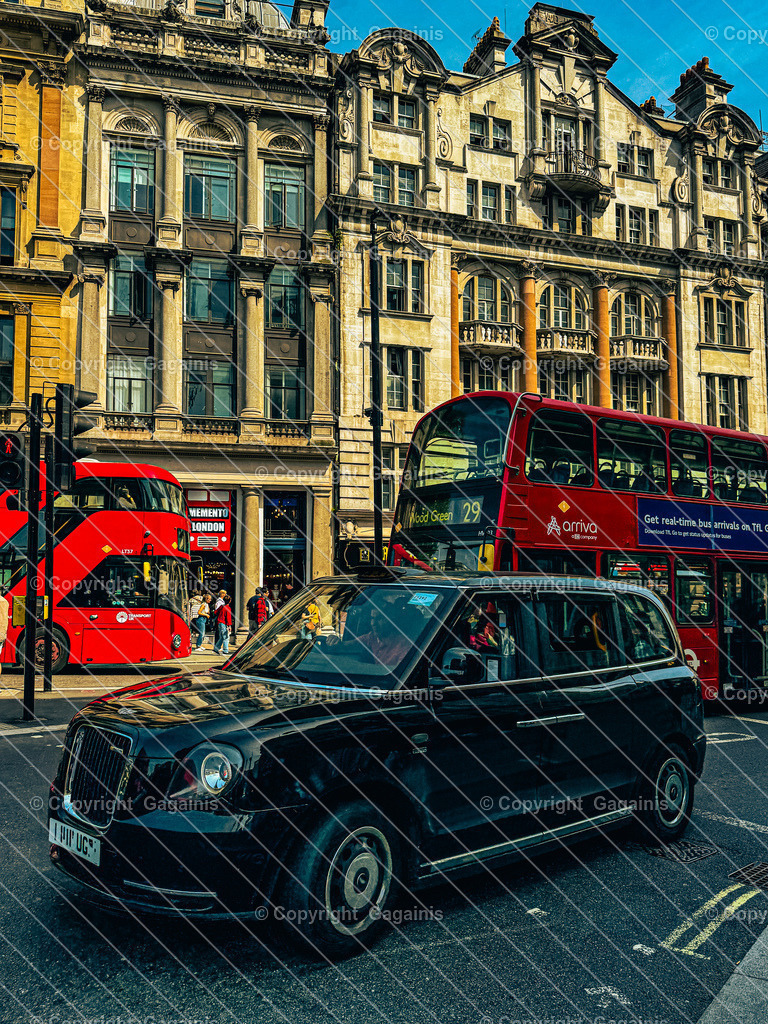 Taxi London | London - Der ikonische Big Ben und das prächtige Buckingham Palace sind nur zwei der vielen historischen und kulturellen Highlights der Stadt. Besuchen Sie außerdem das weltberühmte British Museum und genießen Sie den Panoramablick vom London Eye.