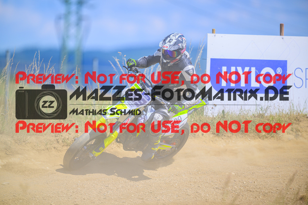 MaZZes_Fotomatrix_20250704_6007705_8068 | GELB