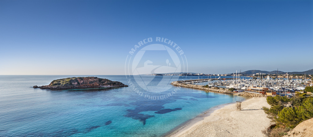 Puerto Portals | ***Beim Herunterladen der Bilddateien gelten die Lizenzbestimmungen wie auf unserer Produktseite beschrieben: *** Nennung der Bildquelle: Foto Marco Richter.***1Einzellizenz. Ausschließlich digitale Nutzung.*** Sollten Sie ein Foto für den Druck oder Mehrfachlizenzen benötigen, kontaktieren Sie uns bitte für eine Erweiterte Lizenz per Mail oder Kontaktformular.***