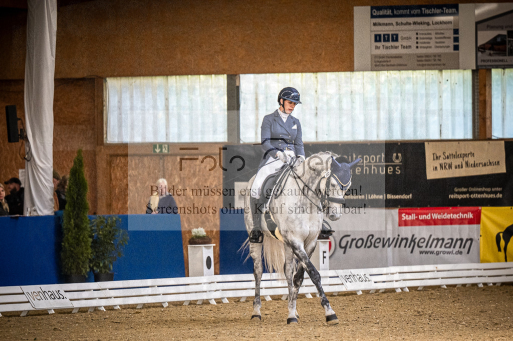 DOS_3245 | Entdecke hochwertige Reitturnierfotos von Foto Oger. Professionell, emotional und authentisch – jetzt Lieblingsmomente im Shop bestellen.Deutschlandweite Turnierfotografie. - Realisiert mit Pictrs.com
