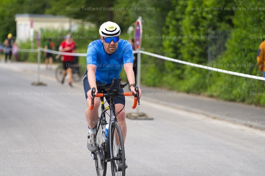 triathlon_wuerzburg_r_2026_06_14-1004 | Shop für Fotos von Sportevents z.B. Obstacle Course Racing, OCR, Triathlon, Trail Run und MTB - Realisiert mit Pictrs.com