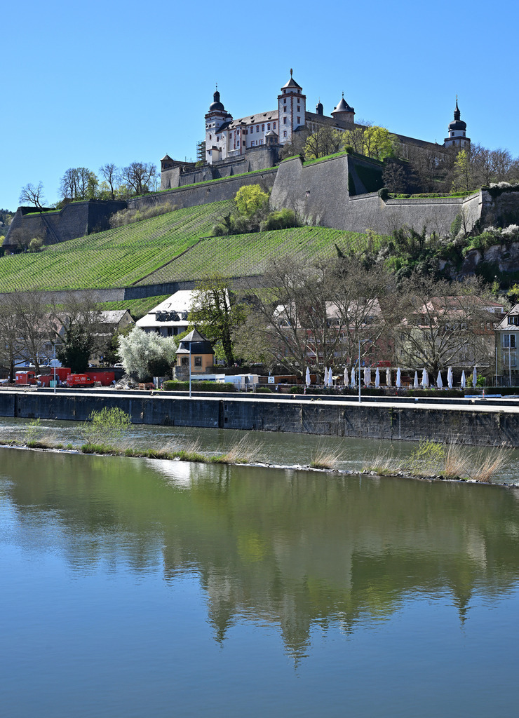 Würzburg07h | lucisnaturbilder - Realisiert mit Pictrs.com