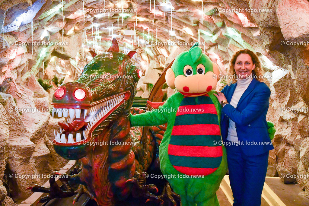 Pöstlingberg_ Grottenbahn_ 21.02.2023-26 | 21.02.2023, Poestlingberg, Grottenbahn, AUT, Grottenbahn, Poestlingberg im Bild Lenzibald, Sebastian, Barbara Kaiser-Anzinger (Leiterin Grottenbahn Linz AG)