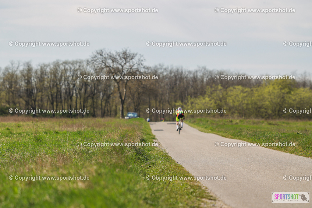 368A3602 | Neusiedlersee Radmarathon 2026@sportshot_your_pictrs #yourpictures#roadtowm2029 #nrm #neusiedlerseeradmarathon #neusiedlersee #neusiedlerseetourismus #burgenland #mörbisch #nrm26 #burgenlandtourismus #voglundco #poweredbyburgenlandtourismus #radsport #rad #marathon #ucigranfondo #visitburgenland #ucigranfondoworldseries