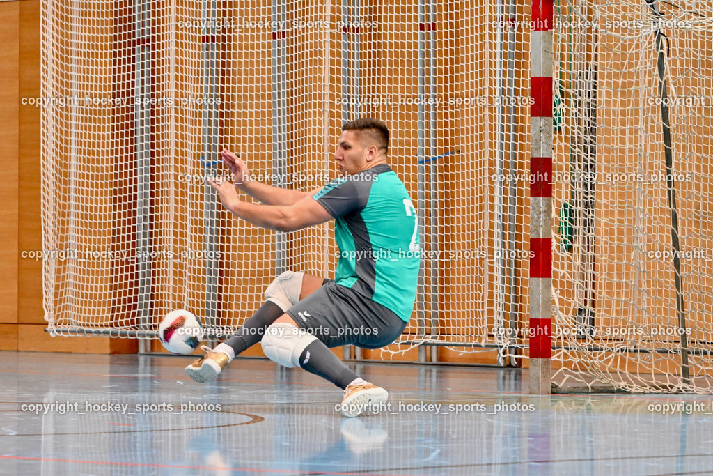 Carinthia Flamengo Futsal Club vs. LPSV-K | #21 Alan Halilovic LPSV-K, Carinthia Flamengo Futsal Club vs. LPSV-K, Carinthia Flamengo Futsal Club vs. LPSV-K am 03.11.2024 in Klagenfurt (Ballspielhalle Viktring), Austria, (Photo by Bernd Stefan)