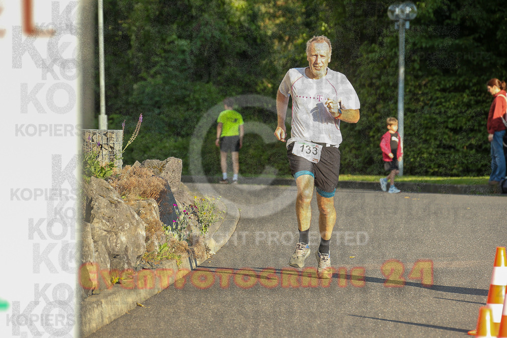 250801_1915_EX1_7429 | Sportfotografie im Rhein-Sieg Kreis, Köln, Bonn, NRW, Rheinland Pfalz, Hessen, etc. Unser Tätigkeitsfeld umfasst den Laufsport vom Volkslauf über den Marathon, Duathlon, Triathon bis zum Ultralauf wie Kölnpfad Ultra oder Schindertrail.