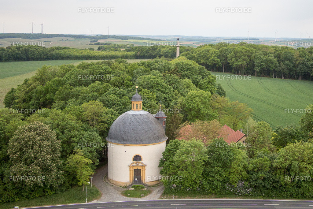Schlosspark Gaibach | Luftbild: Schlosspark Gaibach im Ortsteil Gaibach in Volkach im Bundesland Bayern in Deutschland. Foto: IMG_078942.jpg vom 14.05.2015 durch Werner Riehm/FLY-FOTO.de - Realisiert mit Pictrs.com