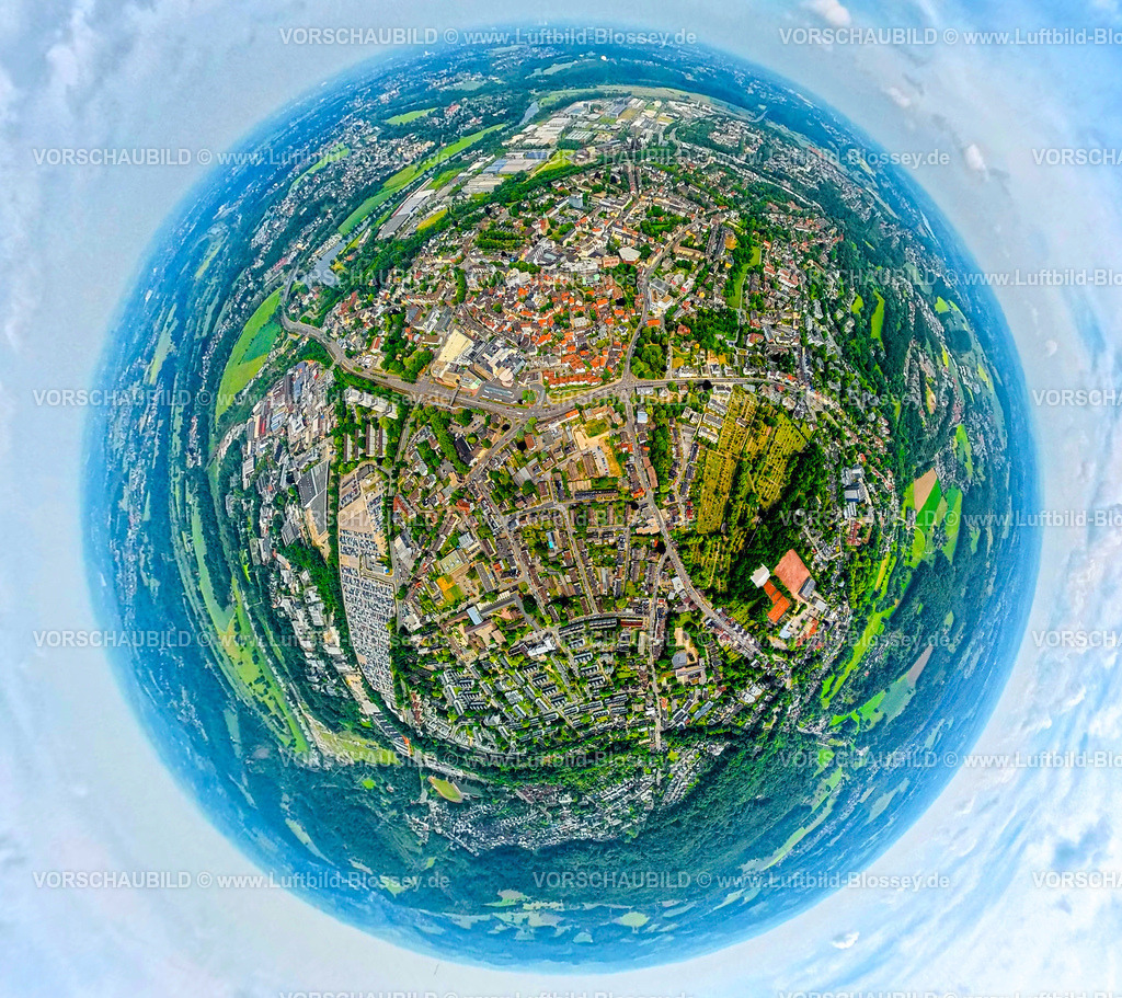 Hattingen250590327Mitte | Luftbild, Innenstadt und Altstadt mit roten Dächern, Erdkugel, Fisheye Aufnahme, Fischaugen Aufnahme, 360 Grad Aufnahme, tiny world, little planet, fisheye Bild, , Hattingen, Ruhrgebiet, Nordrhein-Westfalen, Deutschland