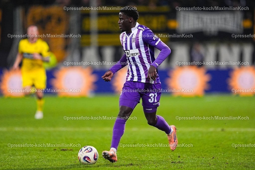 xYDRx17012601132 | 17.01.2026, xydrx, Fußball, 3.Liga, TSV Alemannia Aachen - VfL Osnabrück, Saison 2025 2026, Tivoli:  Ismail Badjie (VfL Osnabrück #37)      DFB regulations prohibit any use of photographs as image sequences and or quasi-video. Photo: xYannisxDreimannxPressefotoKochx