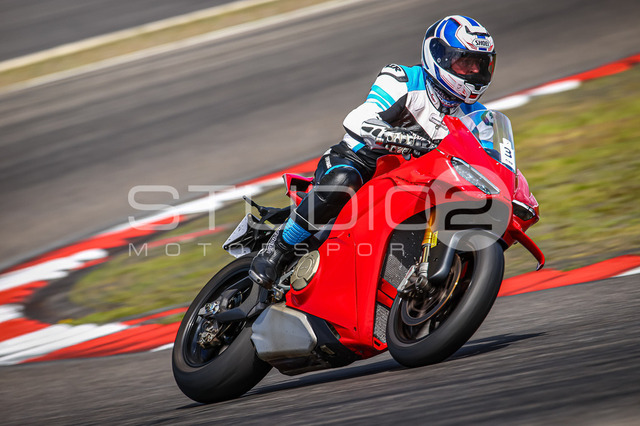 0003-250723NR-024_3 | Deine Full-Service-Agentur für ✔️Videoproduktionen und ✔️Motorsportfotografie Jetzt Angebot anfragen!
