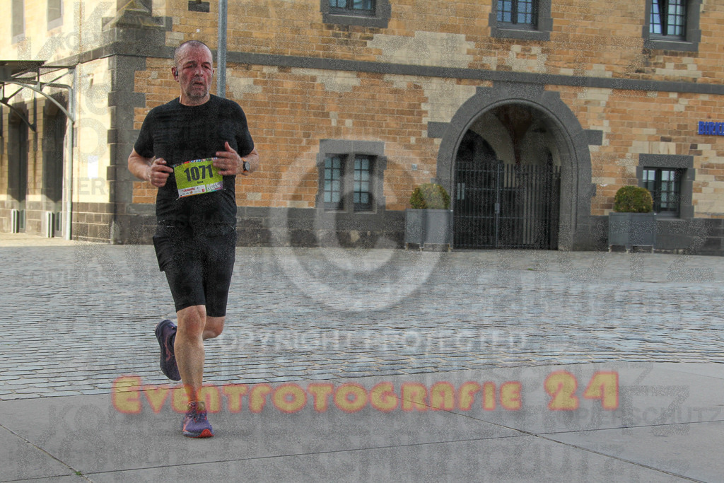 250920_1541_EV4_9455 | Sportfotografie im Rhein-Sieg Kreis, Köln, Bonn, NRW, Rheinland Pfalz, Hessen, etc. Unser Tätigkeitsfeld umfasst den Laufsport vom Volkslauf über den Marathon, Duathlon, Triathon bis zum Ultralauf wie Kölnpfad Ultra oder Schindertrail.