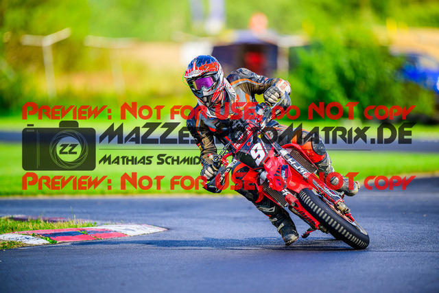 MaZZes_FotoMatrix_240714_6007705_9403 | S3