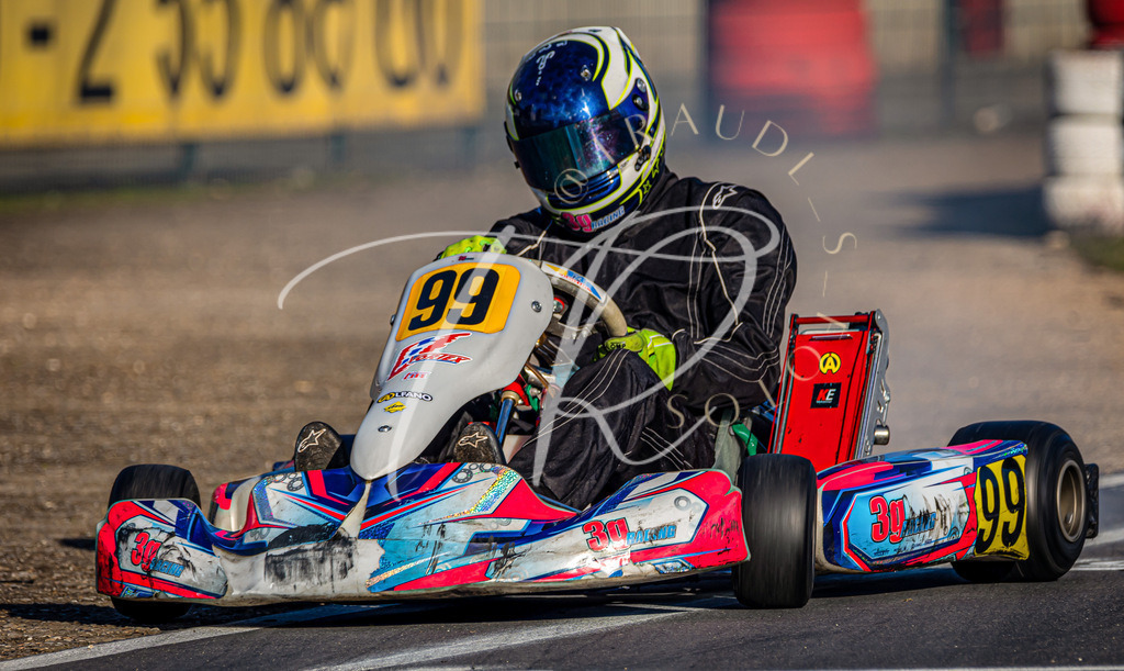 10B1FF63-AFAD-4720-96B6-F042C530B8FD | traudl_s_fotos