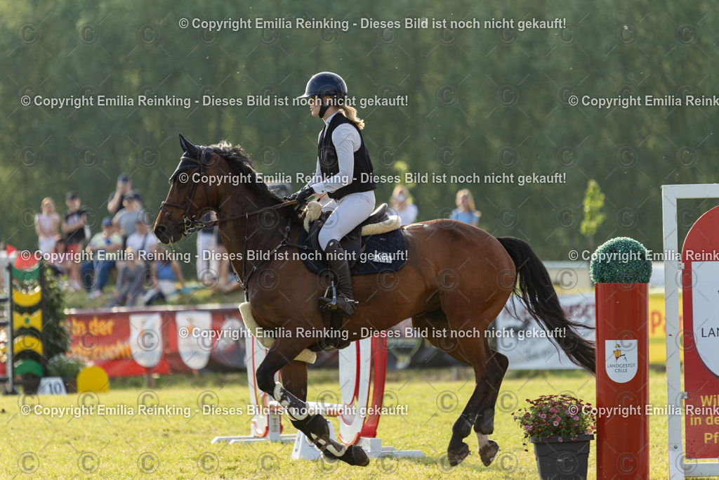 CL5A1110 | Emilia Reinking Fotografie - Realisiert mit Pictrs.com