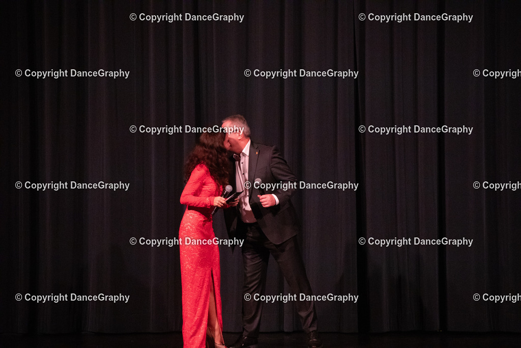 GPHY1447 | DanceGraphy - Realisiert mit Pictrs.com