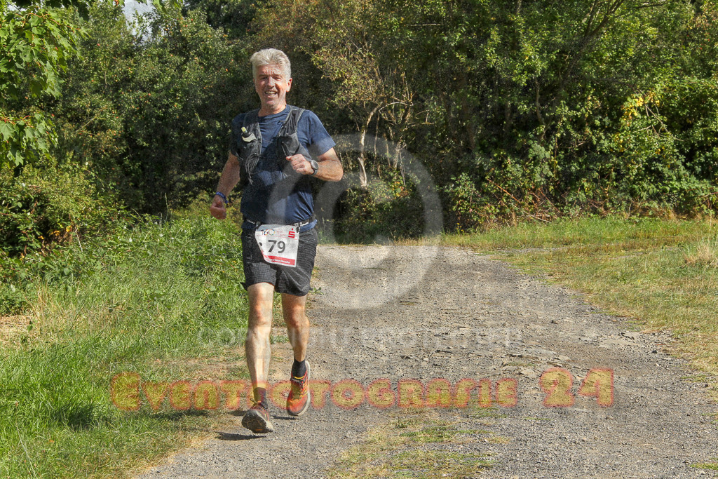 250830_1607_EV4_4591 | Sportfotografie im Rhein-Sieg Kreis, Köln, Bonn, NRW, Rheinland Pfalz, Hessen, etc. Unser Tätigkeitsfeld umfasst den Laufsport vom Volkslauf über den Marathon, Duathlon, Triathon bis zum Ultralauf wie Kölnpfad Ultra oder Schindertrail.