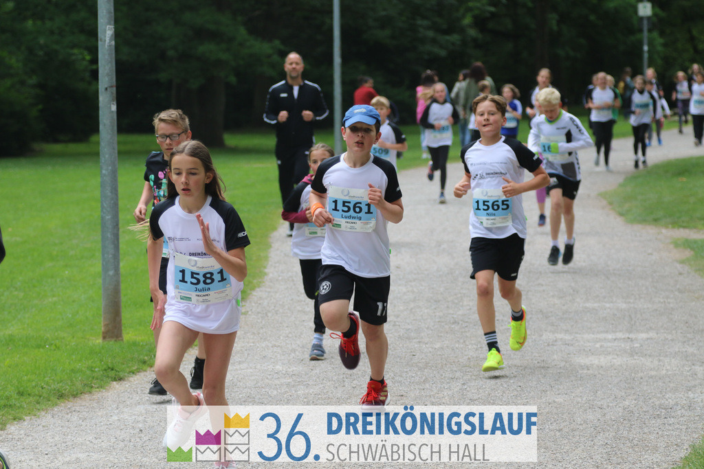Stadtwerke Schüler und Jugendlauf 1,7km | 3koenigslauf 2022 Stadtwerke Schüler und Jugenlauf 1,7km - Realisiert mit Pictrs.com