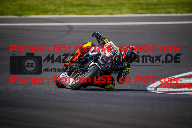 MaZZes_FotoMatrix_220507_98683 | Fotograf Mathias Schmid
Sportfotograf,
Eventfotograf,
Hochzeitsfotograf,
Portraitfotograf