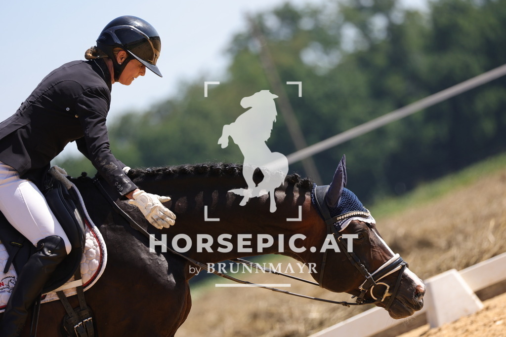 0P6A9659 | Willkommen bei Brunnmayr - Design & Fotografie – Ihrem Spezialisten für Reitturniere und Pferdeveranstaltungen in Oberösterreich, Salzburg und Bayern! Seit über 17 Jahren sind wir leidenschaftlich dabei.