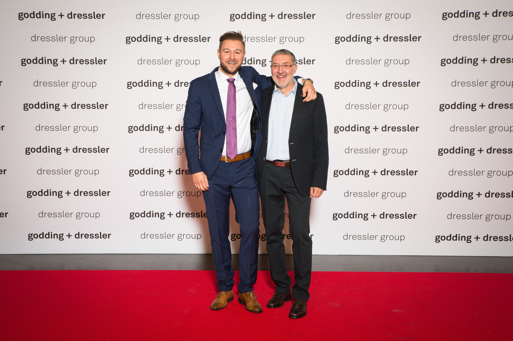 110Dressler_Group | Fotograf Köln - Realisiert mit Pictrs.com