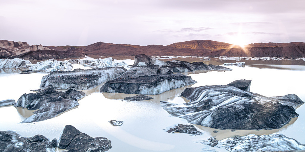 Landschaftsbilder_Landschaftsfotos_Kaufen_Wandbilder_Roman_-Huditsch-Fotografie_013Island_Jölulsarlon | Exklusiver Webshop für hochwertige Landschaftsfotos aus Kärnten, Österreich und der ganzen Welt.
Landschaftsfotos auf Leinwand, Acrylglas, Aludibond
Wandbilder online kaufen, fürs Zuhause oder als Geschenk zum Geburtstag, Weihnachten und mehr - Realisiert mit Pictrs.com