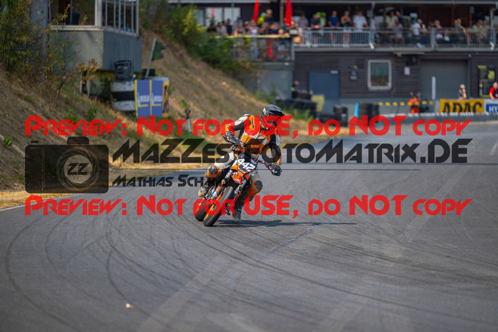 MaZZes-Fotomatrix-20260816-618004 | S2