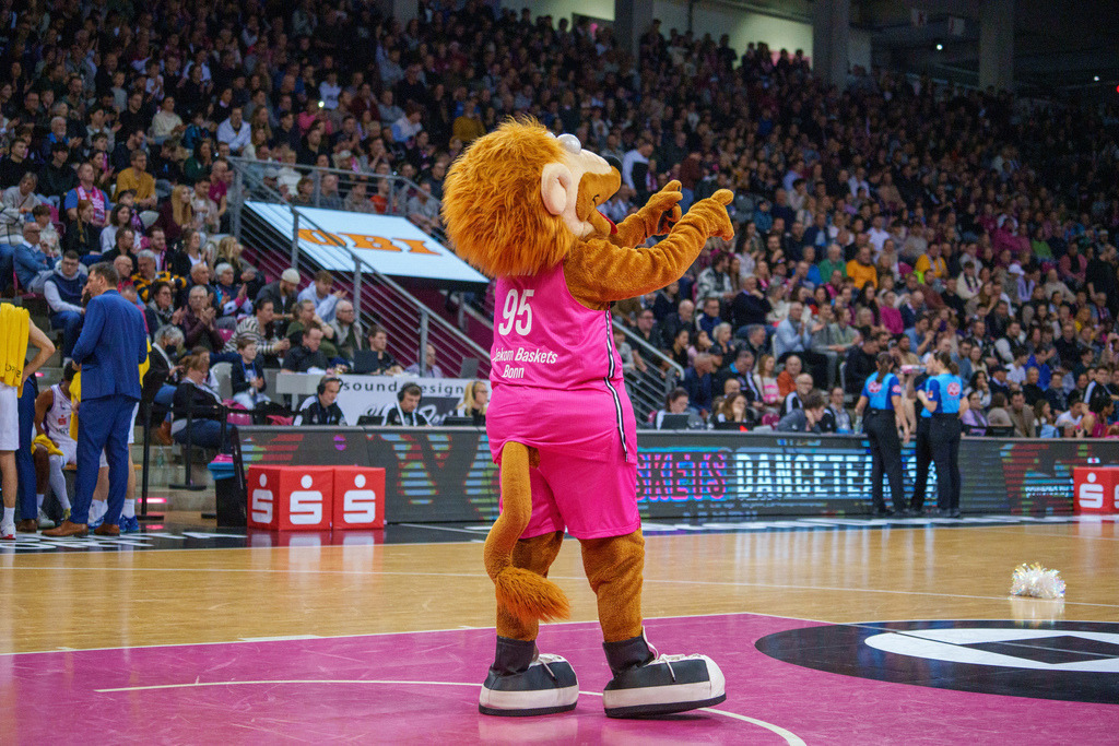 BBL, Deutsche Basketball Bundesliga Saison 2024/25, 14. Spieltag: Telekom Baskets gegen BG Göttingen | 29.12.2024 BBL, Deutsche Basketball Bundesliga Saison 2024/25, 14. Spieltag: Telekom Baskets gegen BG GöttingenBild: - Realisiert mit Pictrs.com