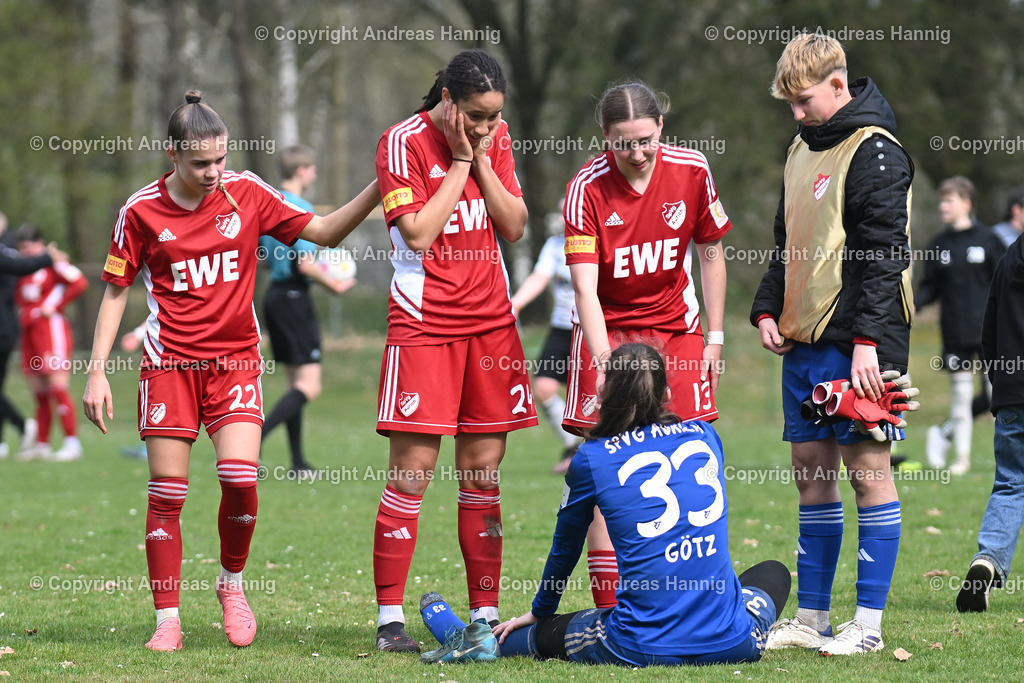 Fußball I Frauen I Saison 2024-25 I Oberliga I FC Jesteburg-Bendestorf - SpVg Aurich Frauen I 13.4.2025 | a-hannig - Realisiert mit Pictrs.com