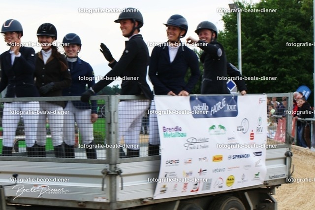 OHT1131 | Fotografie, Tiere, Hunde, Katzen, Pferde, Sportfotografie, Fotosession, Tierfotografie, Turnierfotografie, Fotografin, Fotograf - Realisiert mit Pictrs.com