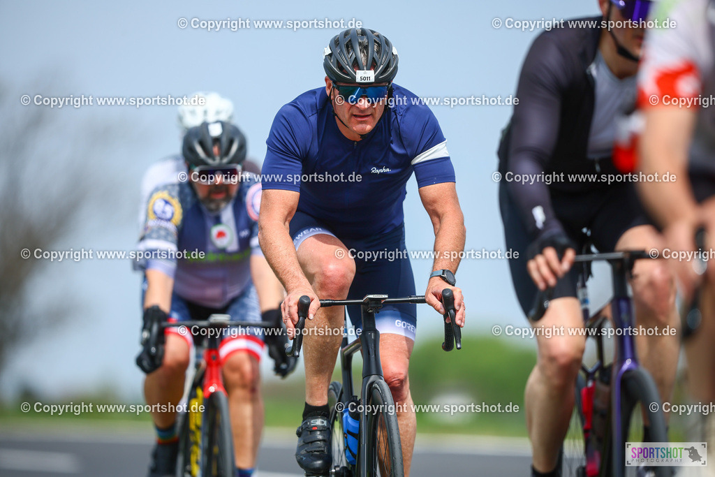 292_TRA56419 | Neusiedlersee Radmarathon 2026@sportshot_your_pictrs #yourpictures#roadtowm2029 #nrm #neusiedlerseeradmarathon #neusiedlersee #neusiedlerseetourismus #burgenland #mörbisch #nrm26 #burgenlandtourismus #voglundco #poweredbyburgenlandtourismus #radsport #rad #marathon #ucigranfondo #visitburgenland #ucigranfondoworldseries