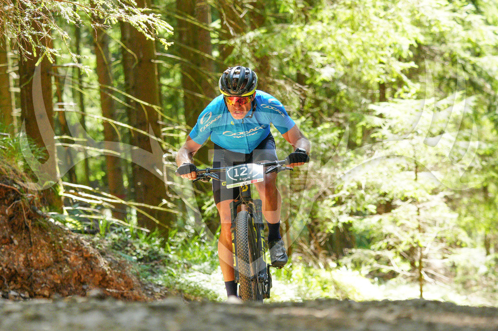 FC604118 | Fotogalerie der Treibjagd im Dunkelwald - Dein MTB Etappenrennen im Erzgebirge - Realisiert mit Pictrs.com