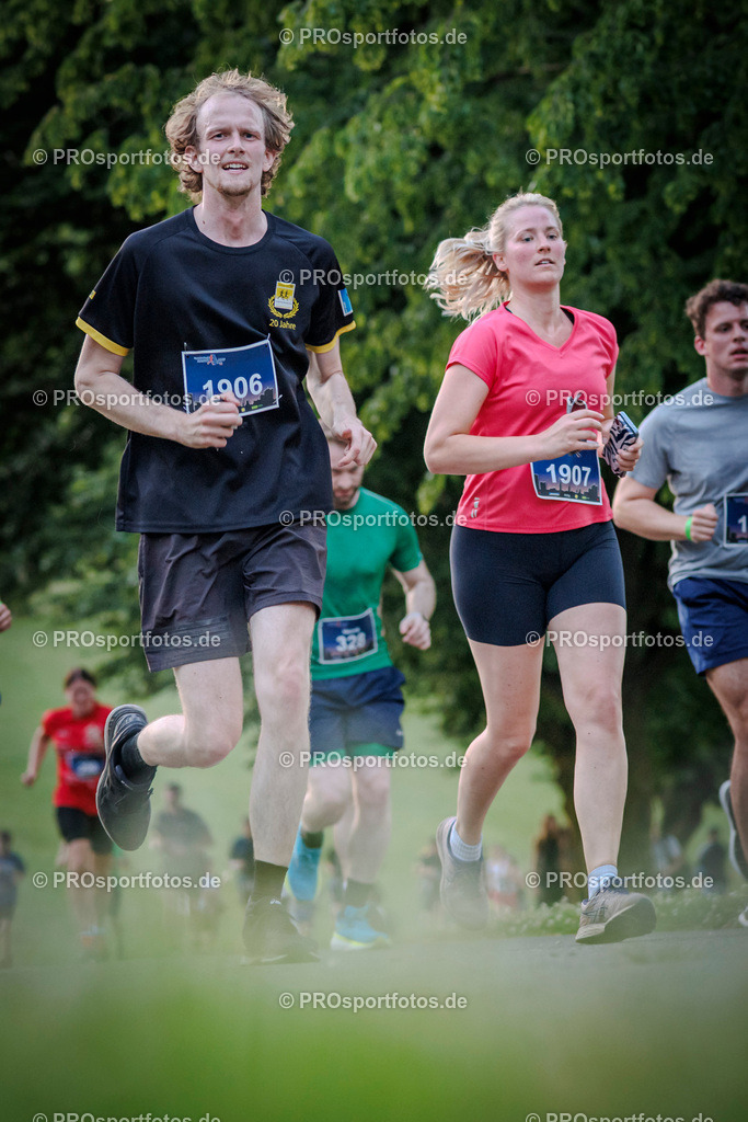 Sparda-Bank Nachtlauf Bonn; Bonn, 18.06.2025 | Impressionen vom Sparda-Bank Nachtlauf Bonn am 18.06.2025 in Bonn (Nordrhein-Westfalen). 