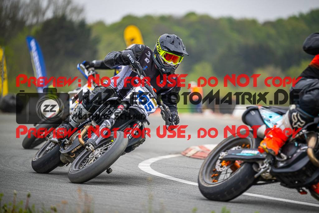 MaZZes_FotoMatrix_230507_8123 | S3