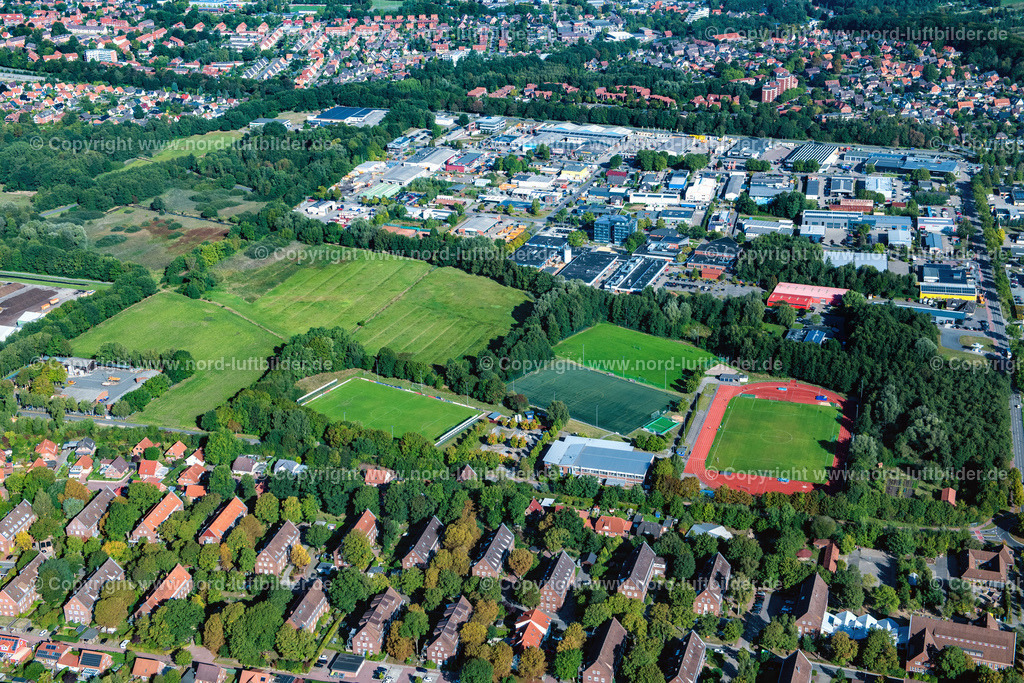 Stade_Ottenbeck_Sportanlagen_Vfl_Stade_ELS_4130220922 | STADE 22.09.2022 Sportplatz- Fussballplatz " VFL Stade " im Ortsteil Ottenbeck in Stade im Bundesland Niedersachsen, Deutschland. // Sports grounds and football pitch " VFL Stade " in the district Ottenbeck in Stade in the state Lower Saxony, Germany. Foto: Martin Elsen