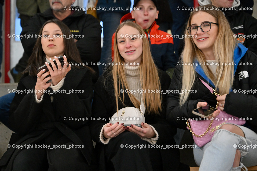 EC Hornets Spittal vs. USC Piraten Velden 18.2.2024 | Besucher Eishalle Spittal an der Drau, EC Hornets Spittal vs. USC Piraten Velden 18.2.2024, EC Hornets Spittal vs. USC Piraten Velden 18.2.2024 am 18.02.2024 in Spittal an der Drau (Eissportzentrum Spittal), Austria, (Photo by Bernd Stefan)