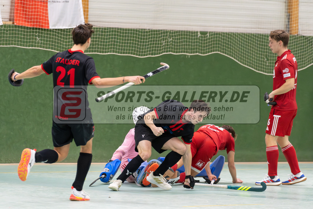 SFE_20251213_0100 | Köln, Deutschland, 13.12.2025:  Hockey 1. Bundesliga Herren Rot-Weiss - DSD Düsseldorf im KTHC Stadion Rot-Weiss Köln Tennis and Hockey Club am 13.12.2025 in Köln, Deutschland. (Foto von Fehrmann)Köln, Germany, 13.12.2025: Hockey 1. Bundesliga Herren Rot-Weiss - DSD Düsseldorf in KTHC Stadion Rot-Weiss Köln Tennis and Hockey Club at 13.12.2025 in Köln, Deutschland. (Foto from Fehrmann)