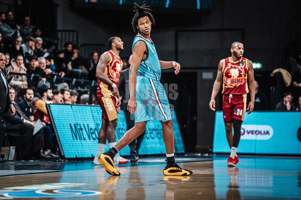 Basketball | Männer | Saison 2024/2025 | BKT EuroCup | Veolia Towers Hamburg vs. Umana Reyer Venice | 08.01.2025 | Fabian Giessmann (#20, Veolia Towers Hamburg)