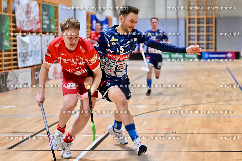 KAC Floorball vs. VSV Unihockey | #72 Arttu Sorri KAC Floorball, #5 Michael Kanduth VSV Unihockey, KAC Floorball vs. VSV Unihockey, KAC Floorball vs. VSV Unihockey am 21.03.2026 in Klagenfurt (Ballspielhalle Waidmannsdorf), Austria, (Photo by Bernd Stefan)