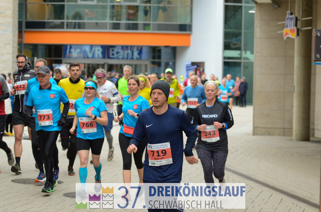 VR Bank Hauptlauf 10000m | 3 Koenigslauf 2023 - Realisiert mit Pictrs.com