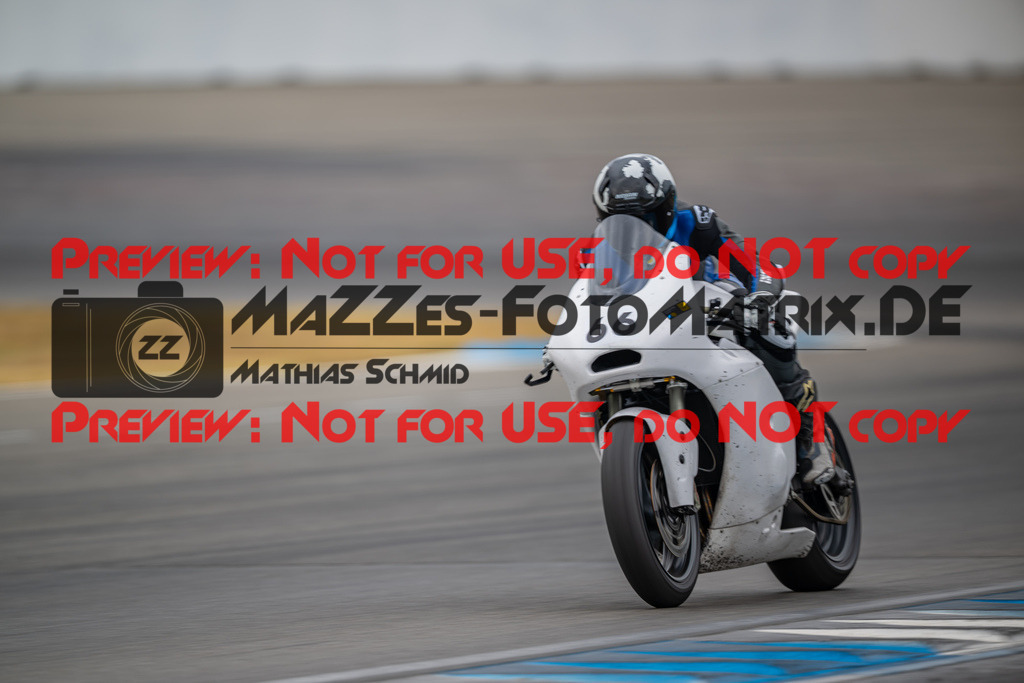 MaZZes-Fotomatrix-20260809-575401 | R1