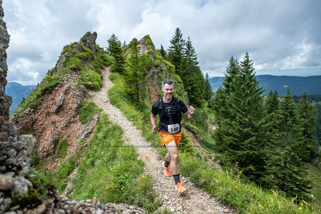 35. Gebirgsmarathon | 35. Gebirgsmarathon 2024 am 03.08.2024 in Immenstadt. Einer der anspruchsvollsten​und ältesten Bergläufe​Deutschlands im Naturpark Nagelfluhkette!(Foto: Dominik Berchtold/www.dberchtold.com)Instagram: @d_berchtold_foto 