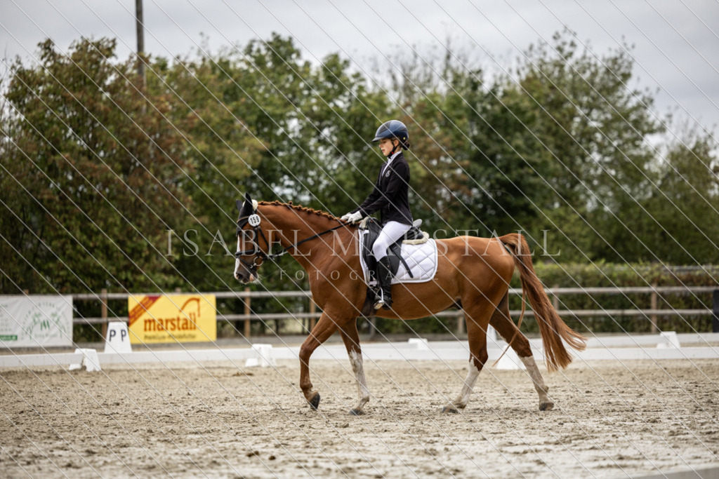 DK5A5988 | Isabel Marstall Fotografie - Realisiert mit Pictrs.com