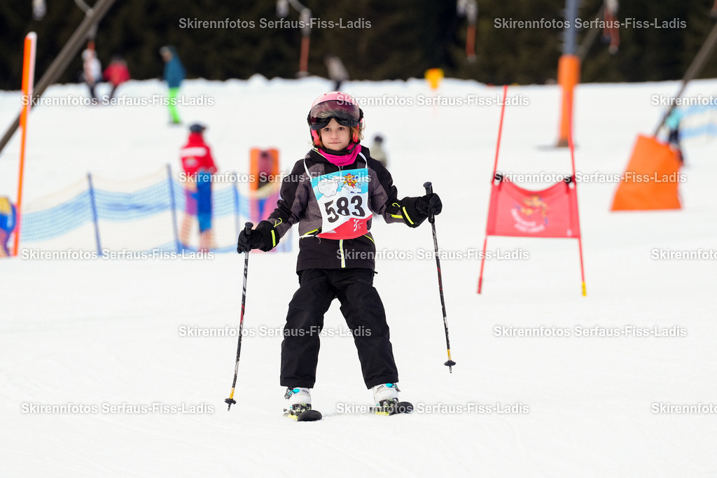 SRF_02.01.2026_1015 | Skirennfotos,Serfaus,Fiss,Ladis,Kinderskirennen,Winter,Tirol,Oberland,skirace,SFL,feelfree,weil wir's genießen,ski,Ski,skifahren,Sonnenplateau, - Realisiert mit Pictrs.com