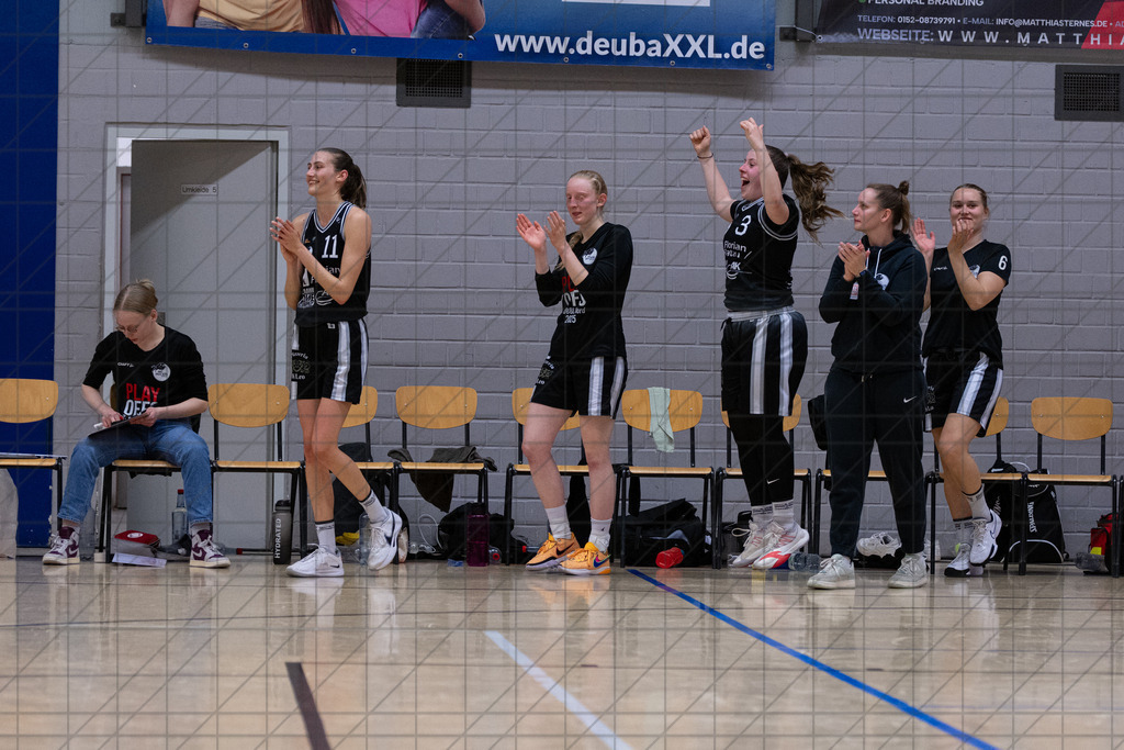 2. DBBL PlayOff 24/25 | 12.04.2025 | Dillingen Diamonds vs. BBC OS | 1/8-Finale, 2. Spiel  | 2. DBBL PlayOff 24/25 | 12.04.2025 | Dillingen Diamonds vs. BBC OS | 1/8-Finale, 2. Spiel  - - - - - CREDIT, www.bullenfotos.de, Martin König, Hörner Weg 40, D-49078 Osnabrück, +4917663732967, Nutzung und Weitergabe nur zu den vereinbarten Zwecken. Presseanfragen an Urheber. Alle Rechte beim Urheber. - - - - - - Realisiert mit Pictrs.com